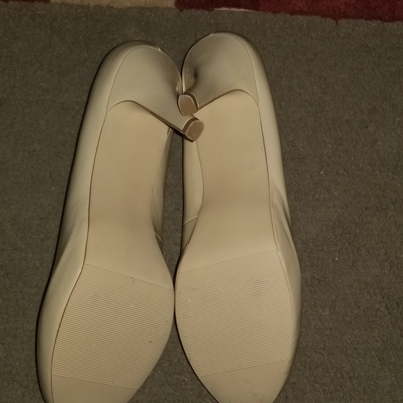 Madden girl heels NWOT 8 1/2 - Picture 3 of 3